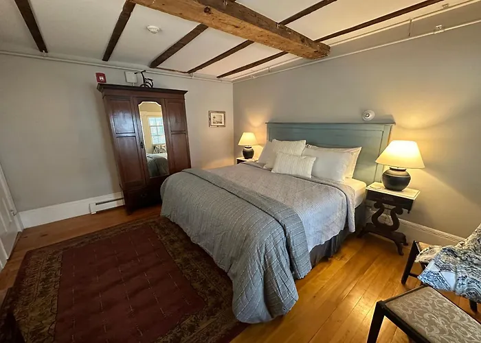 Abalonia Inn